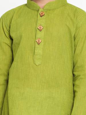 Green woven cotton boys-kurta-pyjama 4