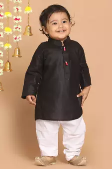 Infant  Black And White Cotton Blend Kurta Pyjama Set