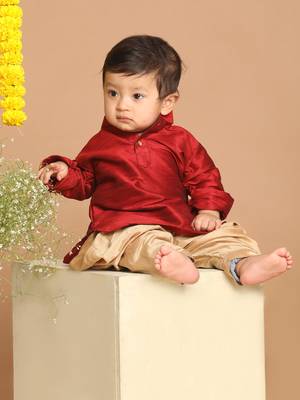 Infant  Maroon And Rose Gold Silk Blend Kurta And Dhoti Set 3