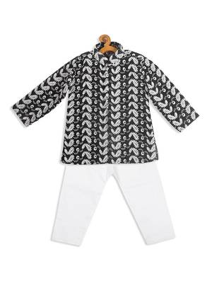 Infant  Black And White Pure Cotton Kurta Pyjama Set 4