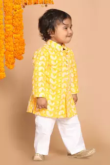 Infant  Orange And White Pure Cotton Kurta Pyjama Set