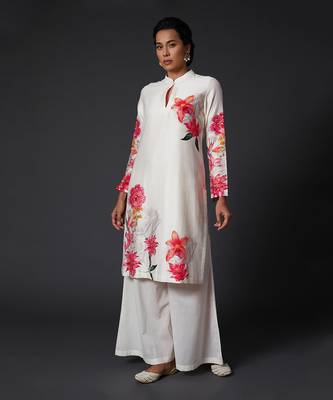 Ivory Printed Chanderi Silk Kurta Set 1