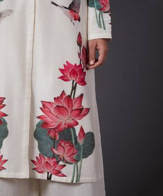 Ivory Printed Kurta Set 4