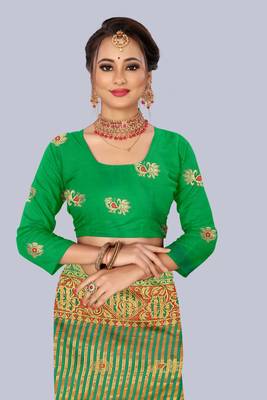 Maroon embroidered banarasi saree with blouse 5
