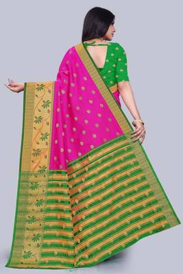Dark pink embroidered banarasi saree with blouse 2