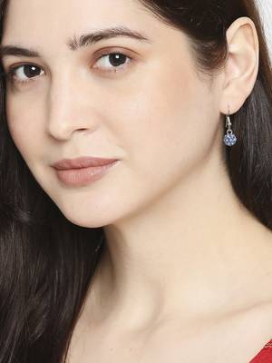 Blue crystal earrings 2