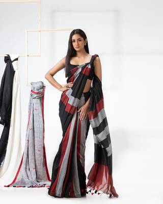 Black woven cotton saree with blouse 4