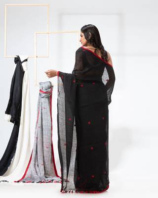 Black woven linen saree with blouse 4