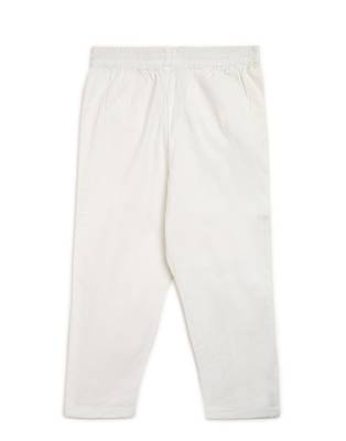 White Self Kurta With White Pyjama 3