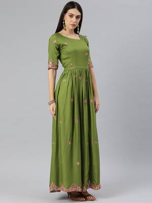 Olive embroidered viscose rayon maxi-dresses 3