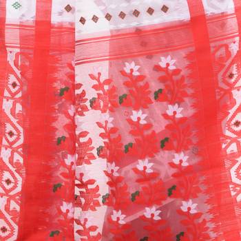 White Woven Cotton Saree Without Blouse 3