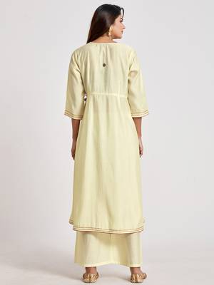 Off-white embroidered chanderi salwar 2