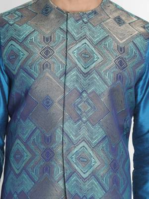 Blue woven blended cotton kurta-pajama 5
