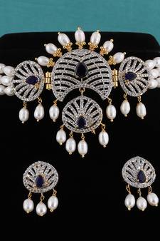 White pearl chokers