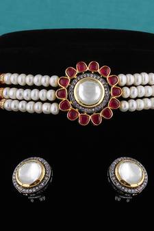 White pearl chokers