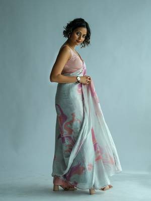 Suta Offwhite Abstract Modal Saree 3