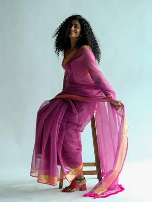 Suta Pink Solid Polyester zari Saree 4