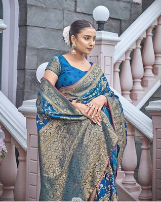 Cobalt Blue Woven silk blend Saree With Blouse 2