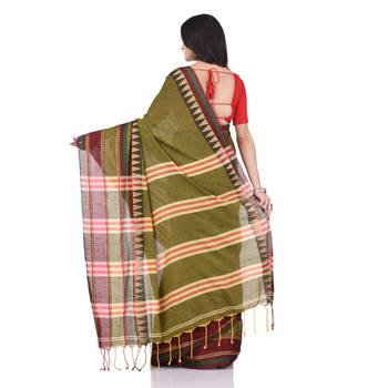 Green woven cotton saree with blouse 2