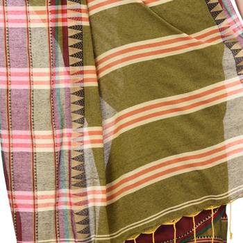 Green woven cotton saree with blouse 3
