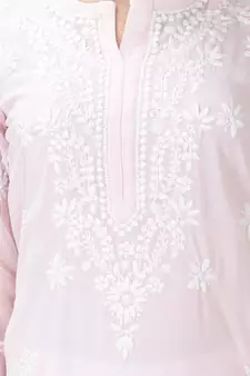 HAND EMBROIDERED LUCKNOWI CHIKANKARI LIGHT PINK GEORGETTE KURTA WITH SLIP