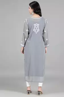 HAND EMBROIDERED LUCKNOWI CHIKANKARI GREY GEORGETTE KURTA WITH SLIP