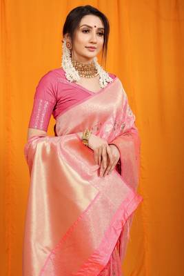 Pink hand woven banarasi saree with blouse 3