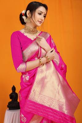 Pink hand woven banarasi saree with blouse 3
