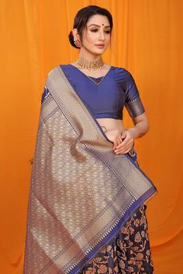 Blue hand woven banarasi saree with blouse 4