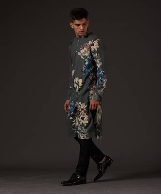 Grey Bird Printed Kurta Set 4