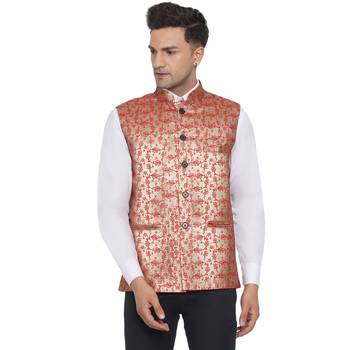 Red printed banarasi nehru-jacket 1