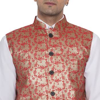 Red printed banarasi nehru-jacket 5
