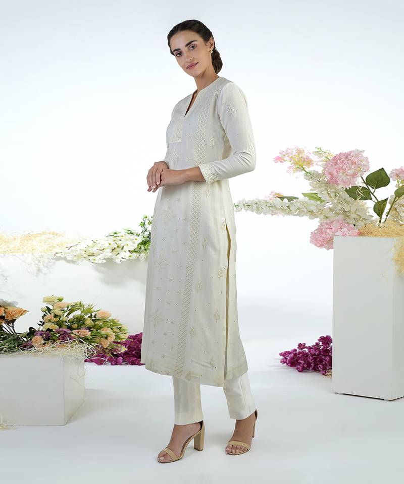 Ivory Hand Embroidered Chikankari Kurta With Cigar Pants Set