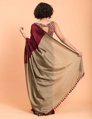 Suta Women Maroon Colorblocked Cotton Blend Saree 4
