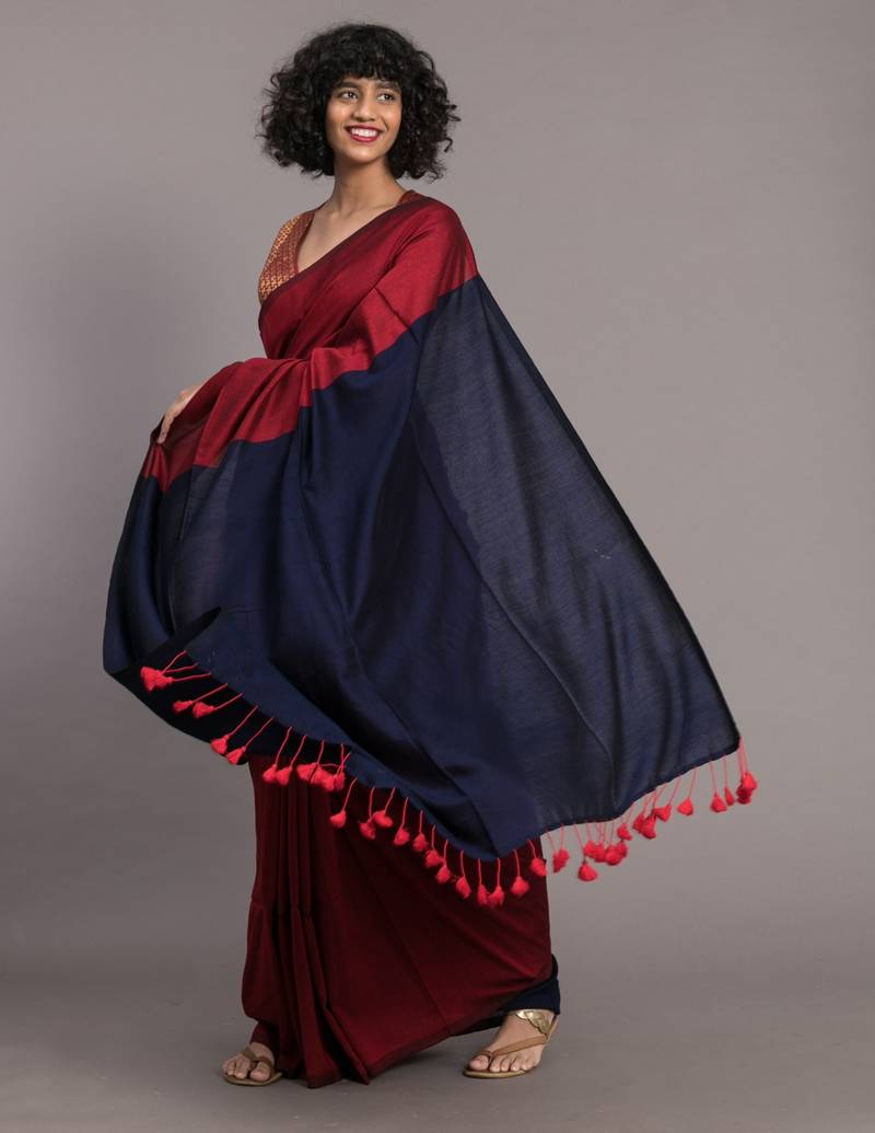 Suta Red & Navy Blue colorblocked Cotton Blend Saree