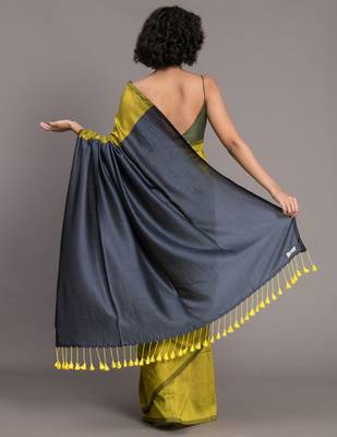 Suta Green Blue Colourblocked Cotton Blend Saree 5