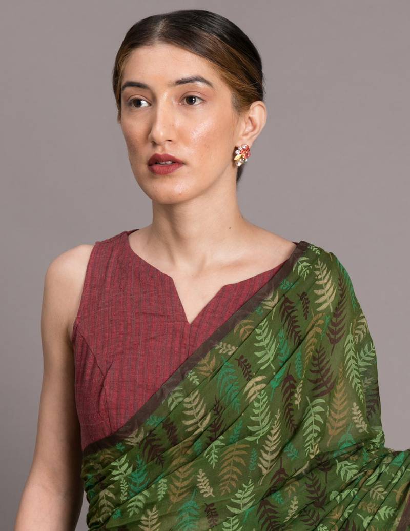 PomPom x Mulmul Cotton Handblock Printed Saree : White x Blue main image 1