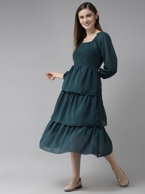 Green plain georgette long-dresses 1