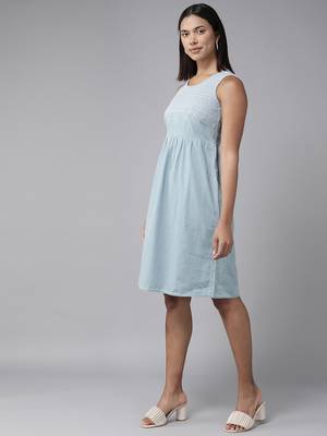 Grey embroidered georgette long-dresses 3