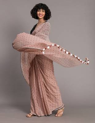 Suta Women Brown &  Black Polka dot Printed Pure Cotton Saree 3