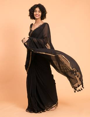 Suta Black Gold-Toned Zari border Pure Cotton Solid Saree 3