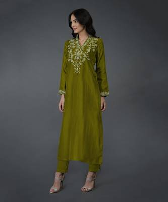 Olive Kashmiri Tilla Embroidered Kurta Set 2