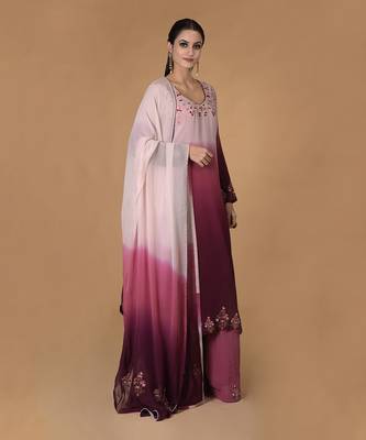 Wine-Pink Ombre Resham & Tilla Embroidered Kurta Set 4
