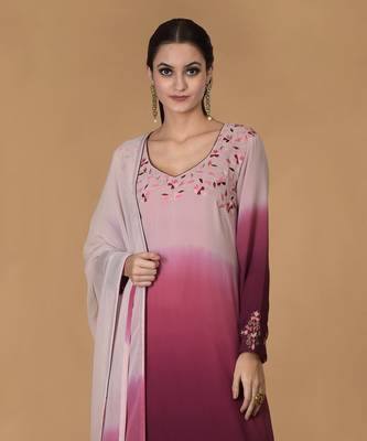 Wine-Pink Ombre Resham & Tilla Embroidered Kurta Set 8