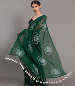 Suta Green  White Floral Pure Cotton Printed Saree