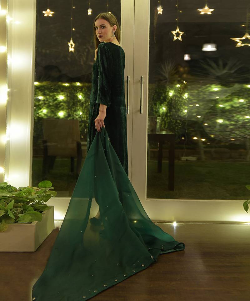 Emerald Green Swarovski Hand Embroidered Velvet Kurta Set