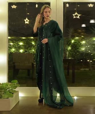 Emerald Green Swarovski Hand Embroidered Velvet Kurta Set 5