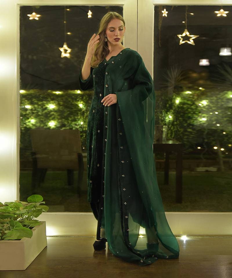 Emerald Green Swarovski Hand Embroidered Velvet Kurta Set