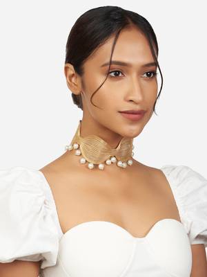 Gold & White Choker Pearl Necklace 2