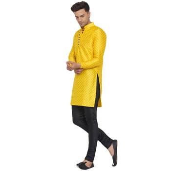 Yellow printed banarasi men-kurtas 3